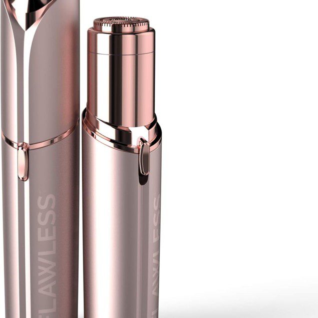 Épilateur facial indolore pour peaux sensibles : la solution élégante en plaqué or 18 carats