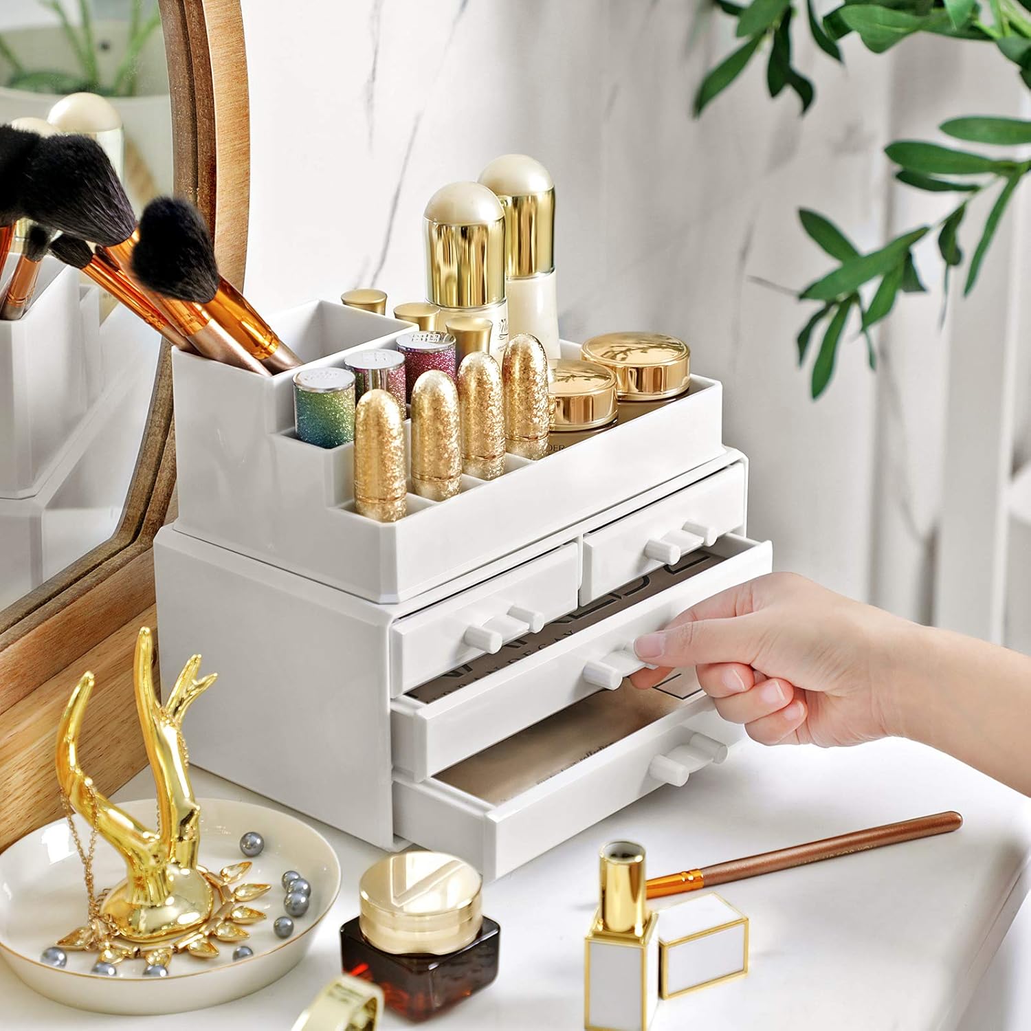 Organisateur de maquillage : le rangement parfait en acrylique pour coiffeuse, chambre et salle de bain – Image 3