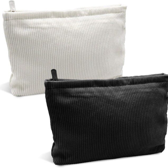 Trousse de maquillage élégante en velours côtelé : l'accessoire idéal pour les femmes en voyage