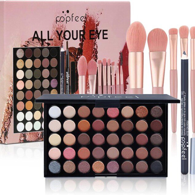 Coffret de maquillage tout-en-un : l'allié idéal pour les femmes en quête d'un look parfait