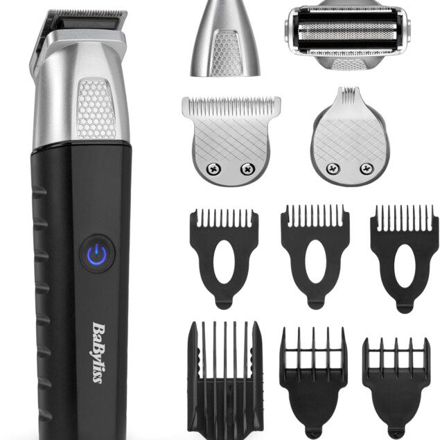 Tondeuse multi-usages 11-en-1 : un kit complet sans fil pour hommes Découvrez la tondeuse multi-usages Lithium Power 11-en-1, spécialement conçue pour les hommes souhaitant entretenir leur barbe, cheveux, nez, oreilles et sourcils avec précision. Son design waterproof et sa fonctionnalité sans fil vous garantissent un confort optimal et une utilisation pratique, pour un look soigné en toutes circonstances.