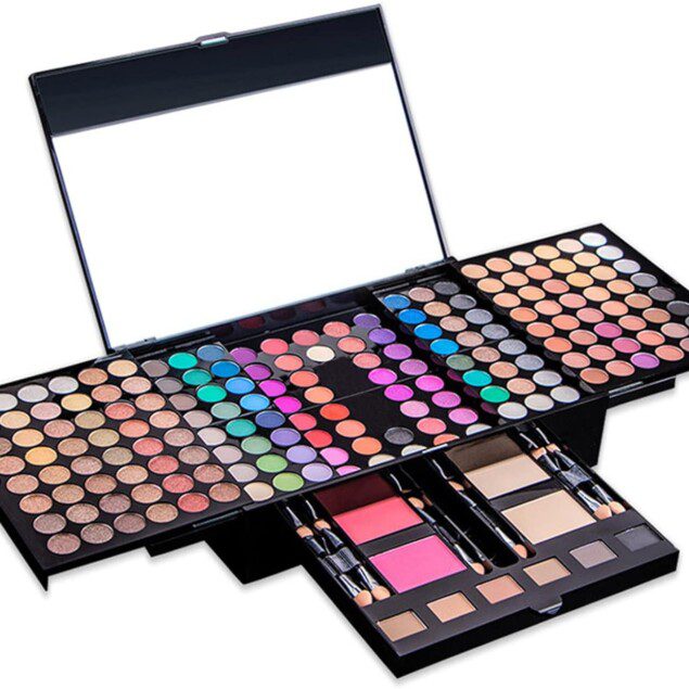 Set de maquillage complet : le coffret beauté parfait pour sublimer votre regard et votre teint