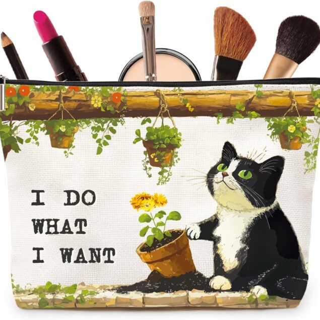 Trousse de maquillage chat pour femmes et filles : exprimez votre personnalité avec style