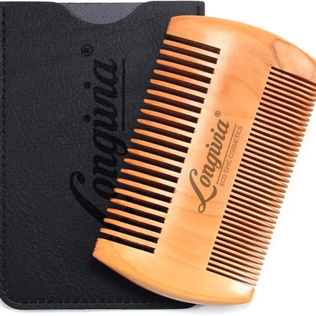Peigne en bois pour barbe et moustache : l'outil écologique idéal pour les hommes soucieux de leur style