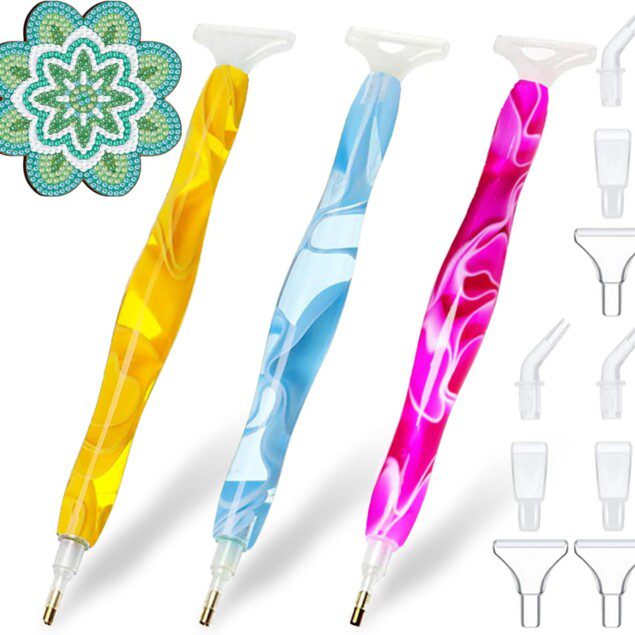 Stylo diamant painting : le trio essentiel pour les passionnés de bricolage   Découvrez notre set de 3 stylos diamant painting, conçu pour les amateurs de loisirs créatifs, afin de rendre vos projets de peinture en diamant encore plus précis et agréables. Avec ces accessoires de qualité, donnez vie à vos œuvres et profitez d'une expérience de bricolage inoubliable.