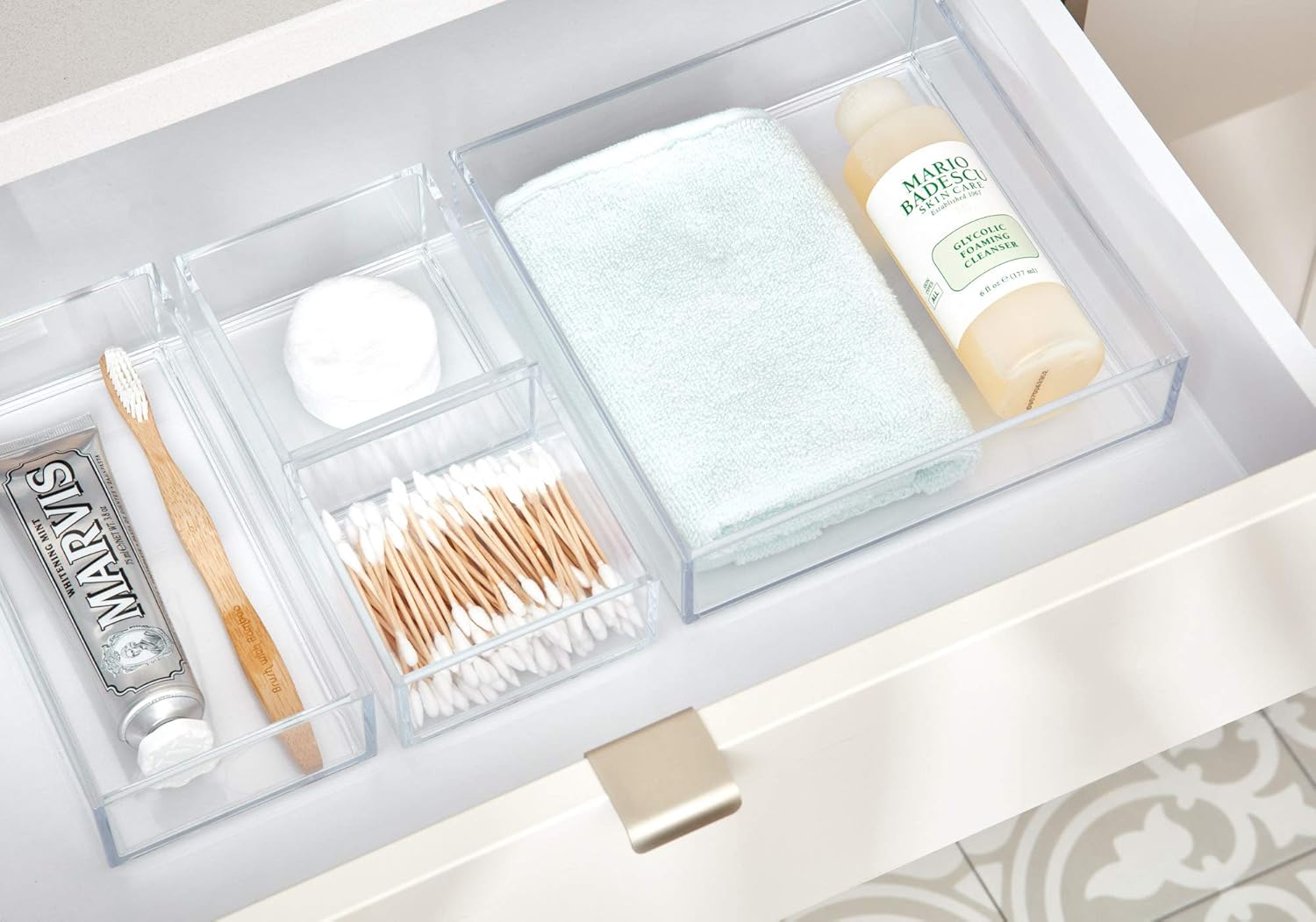 Organisateur de maquillage transparent : idéal pour un rangement élégant et pratique – Image 3