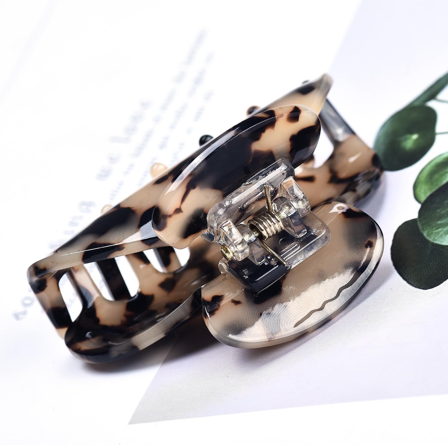 Pinces à cheveux résistantes : lot de 3 barrettes griffes en plastique noir et léopard pour femmes élégantes – Image 4