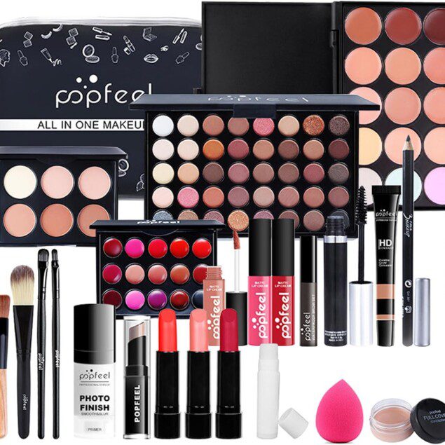 Ensemble de maquillage complet pour femmes : kit de démarrage idéal pour un look parfait en voyage