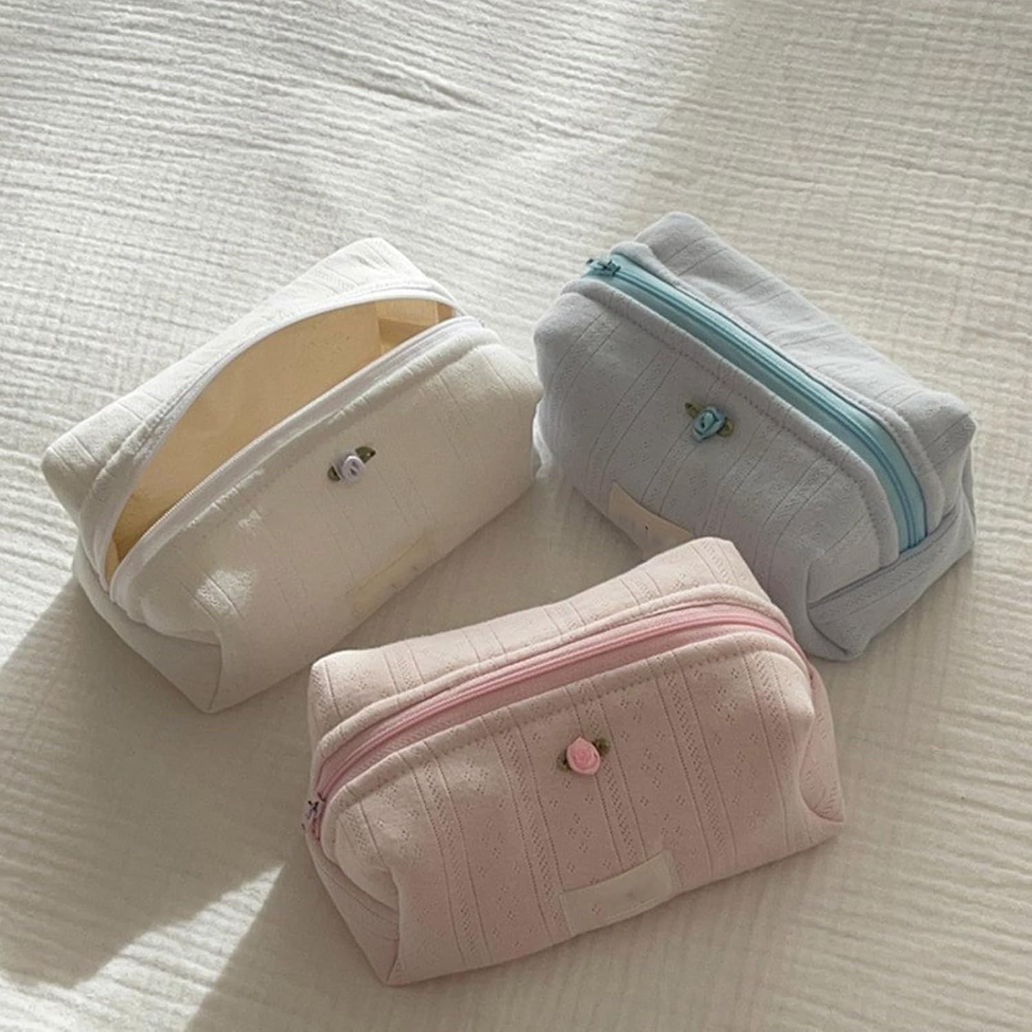 Trousse de maquillage en coton à motif floral : l'accessoire tendance pour femmes en voyage – Image 3
