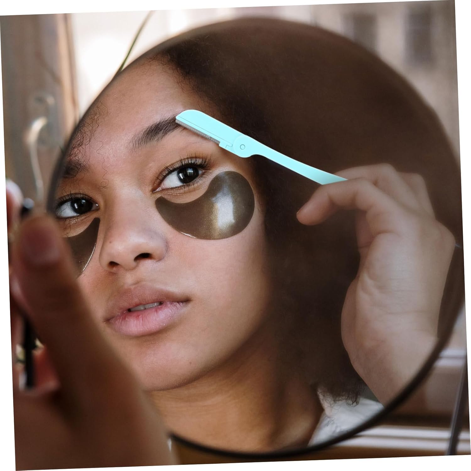 Rasoirs sourcils pliables en acier inoxydable : 10 pièces pour un épilage précis et sécurisé Profitez d'une tondeuse visage multifonction au design ergonomique pour une peau protégée – Image 4