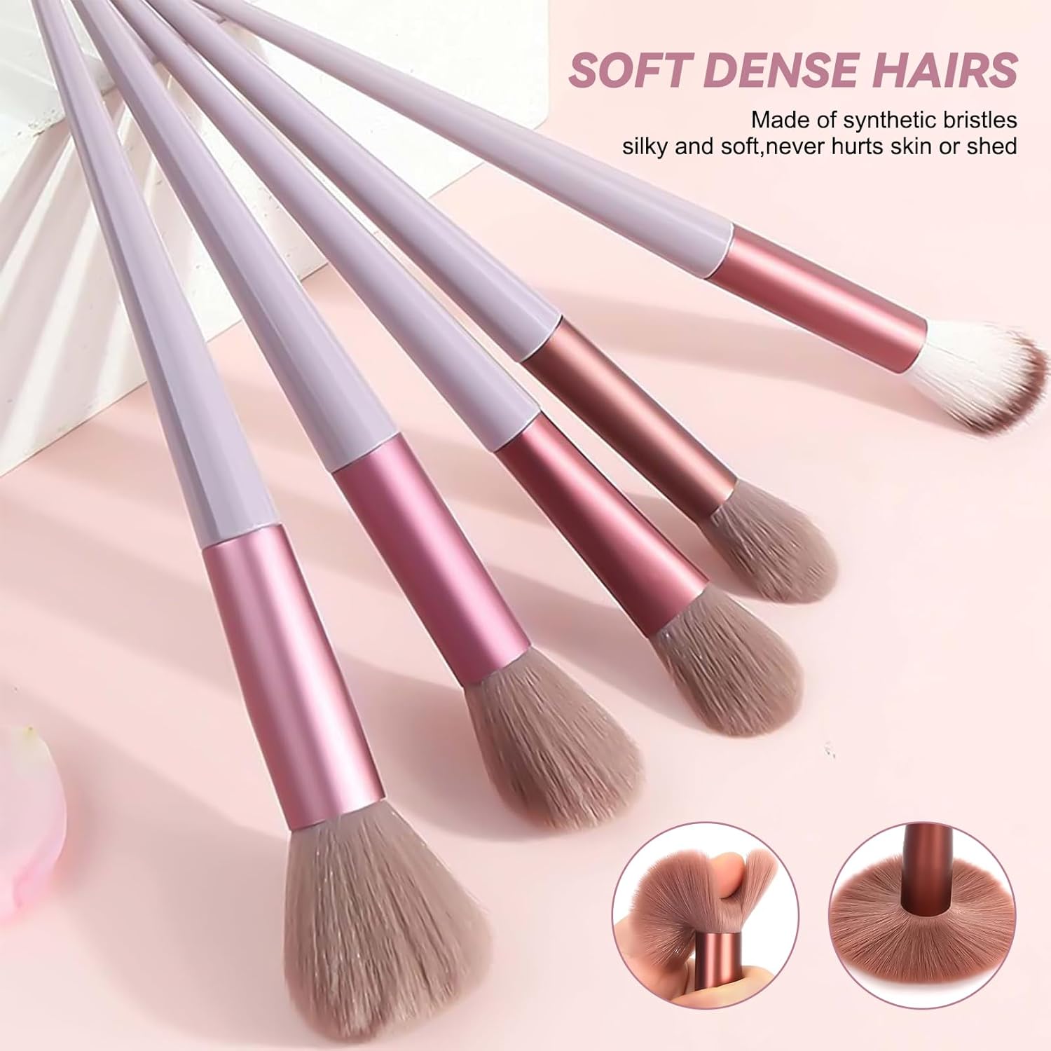 Pinceaux de maquillage professionnels : le set parfait pour un teint impeccable Découvrez notre lot de 13 pinceaux de maquillage avec sac en peluche, idéal pour les passionnées de beauté ! – Image 3