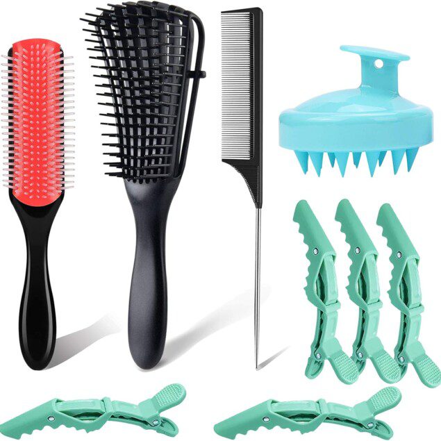 Brosse démêlante et peigne à queue : set complet pour cheveux bouclés, ondulés et fins Offrez à vos cheveux un soin doux et efficace avec notre set de 9 pièces, idéal pour démêler en toute simplicité, que vos cheveux soient secs ou humides.