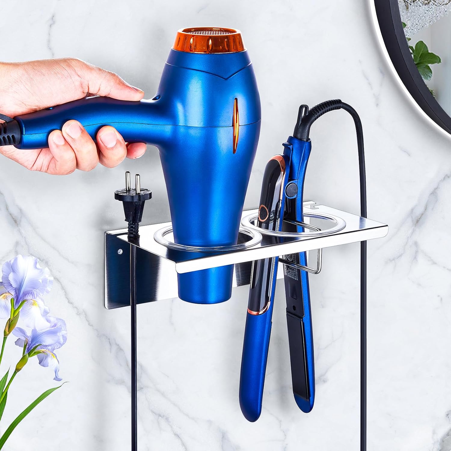 Support de sèche-cheveux mural en acier inoxydable : rangement élégant pour les passionnés de coiffure