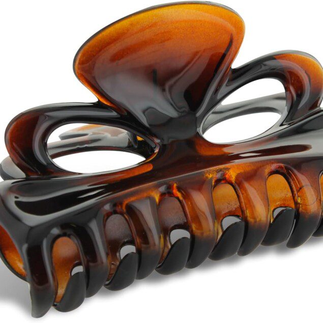 Pince à cheveux marron : l'accessoire indispensable pour sublimer vos cheveux longs