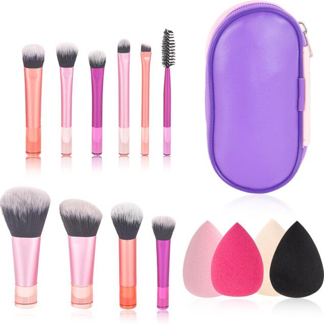 Pinceaux de maquillage synthétiques premium : set complet pour les passionnées de beauté   Idéal pour le fond de teint, la poudre et le contouring, avec éponges et trousse élégante