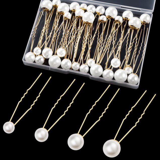 Pince chignon à cheveux : 32 pièces élégantes pour mariées et demoiselles d'honneur   Ajoutez une touche de chic à votre coiffure de mariage avec ces épingles en forme de U ornées de perles