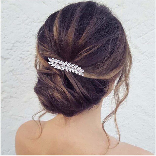 Barrette en strass argent : l'accessoire coiffure décoratif pour sublimer votre look vintage
