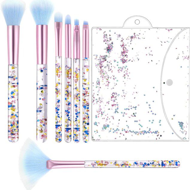 Pinceaux de maquillage en cristal : 7 pièces irrésistibles pour les enfants
Transformez l'application de maquillage avec des pinceaux étincelants pour un look parfait