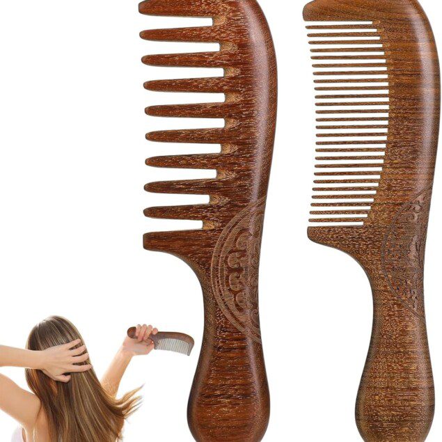 Peigne en bois de santal naturel : un lot de 2 pour cheveux longs et fins, idéal pour un massage relaxant et un soin durable