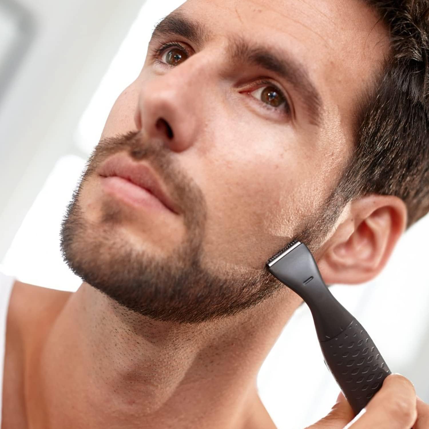 Tondeuse multi-styles Series 1000 : l'outil idéal pour les hommes à la recherche de précision et de polyvalence – Image 3