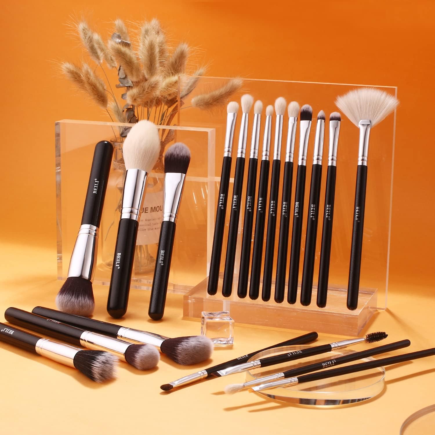 Pinceaux maquillage professionnels : le kit ultime de 20 pièces pour un teint parfait Découvrez notre kit de pinceaux maquillage de qualité supérieure, conçu pour les passionnées de beauté souhaitant appliquer fond de teint, poudre, anti-cernes et ombres à paupières avec une précision inégalée. Offrez-vous un rendu impeccable grâce à des poils en chèvre naturels et synthétiques, idéaux pour un maquillage lumineux et durable. – Image 2