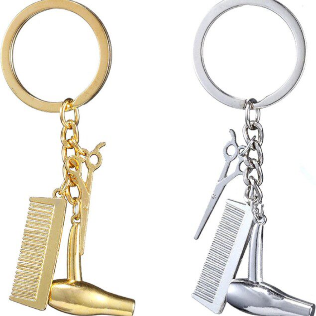 Peigne et ciseaux en porte-clés : accessoires créatifs pour les passionnés de coiffure