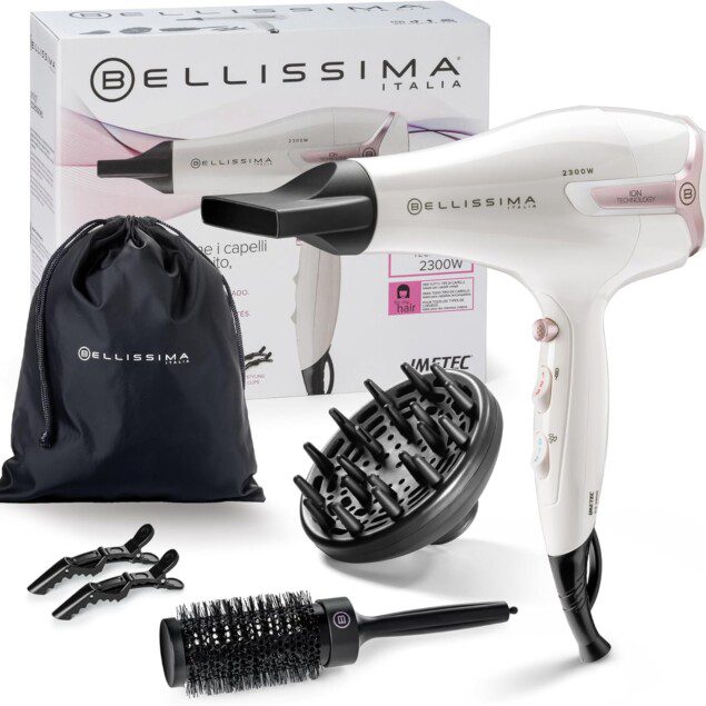Sèche cheveux professionnel 2300W : l'allié parfait pour un brushing rapide et efficace   Découvrez le kit de sèche cheveux élégant en blanc et rose, spécialement conçu pour tous types de cheveux. Grâce à sa puissance de 2300W et à ses accessoires pratiques comme la brosse ronde et le diffuseur, offrez-vous un séchage rapide et une chaleur maîtrisée, pour une coiffure impeccable en un rien de temps.