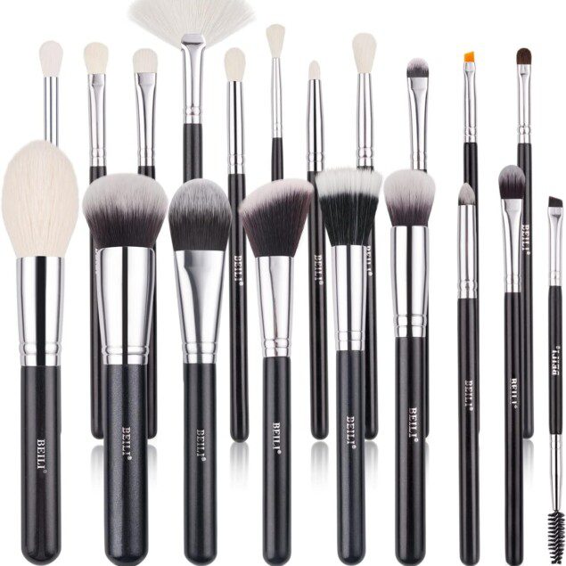 Pinceaux maquillage professionnels : le kit ultime de 20 pièces pour un teint parfait   Découvrez notre kit de pinceaux maquillage de qualité supérieure, conçu pour les passionnées de beauté souhaitant appliquer fond de teint, poudre, anti-cernes et ombres à paupières avec une précision inégalée. Offrez-vous un rendu impeccable grâce à des poils en chèvre naturels et synthétiques, idéaux pour un maquillage lumineux et durable.
