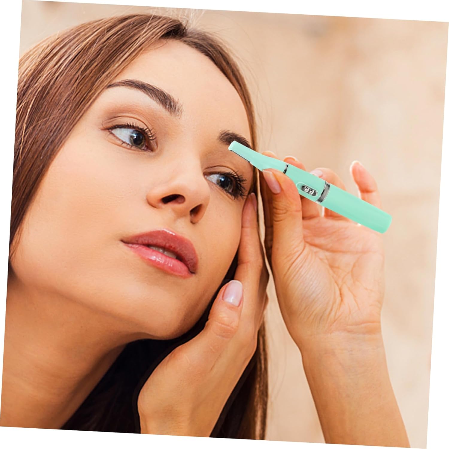 Tondeuse électrique de sourcils : l'épilateur USB rechargeable pour un visage parfaitement épilé – Image 6