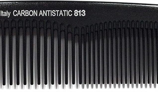 Peigne de poche élégant pour les hommes : un accessoire pratique de 14 cm pour un coiffage impeccable en toutes circonstances