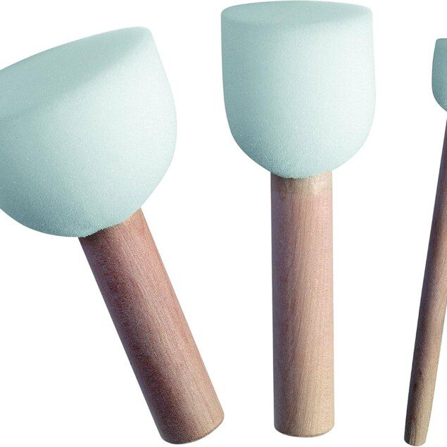 Pinceaux à pochoir Marabu : set de 3 pinceaux en bois FSC pour les artistes créatifs Découvrez notre set de 3 pinceaux à pochoir, idéal pour pocher et tamponner avec précision. Conçus pour les passionnés d'art et de bricolage, ces pinceaux de 1,5 cm, 3,5 cm et 5 cm vous permettent d'explorer votre créativité tout en respectant l'environnement grâce à leur manche en bois certifié FSC. Transformez vos projets artistiques en chefs-d'œuvre !