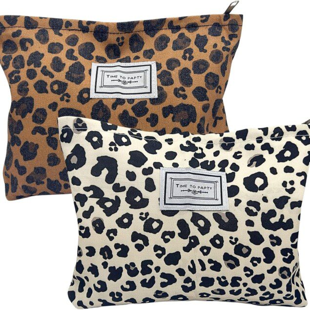 Trousse de toilette léopard : l'accessoire multifonction idéal pour les filles en voyage