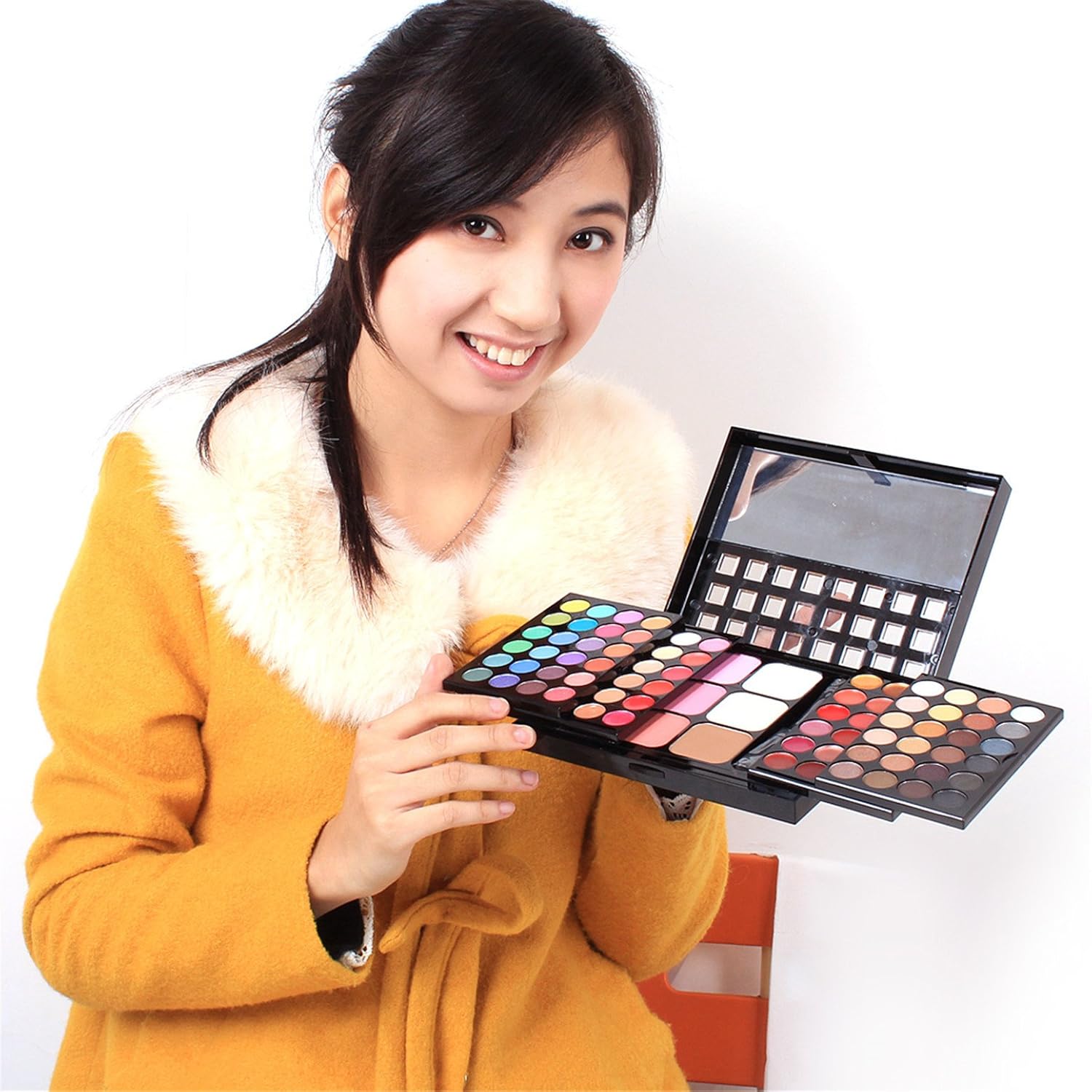 Palette de maquillage 78 couleurs : le kit idéal pour les femmes passionnées de beauté avec des ombres ultra pigmentées et des rouges à lèvres éclatants – Image 4