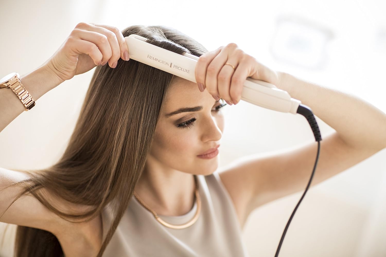 Lisseur cheveux PROluxe : un lissage professionnel longue tenue pour des coiffures éclatantes – Image 2