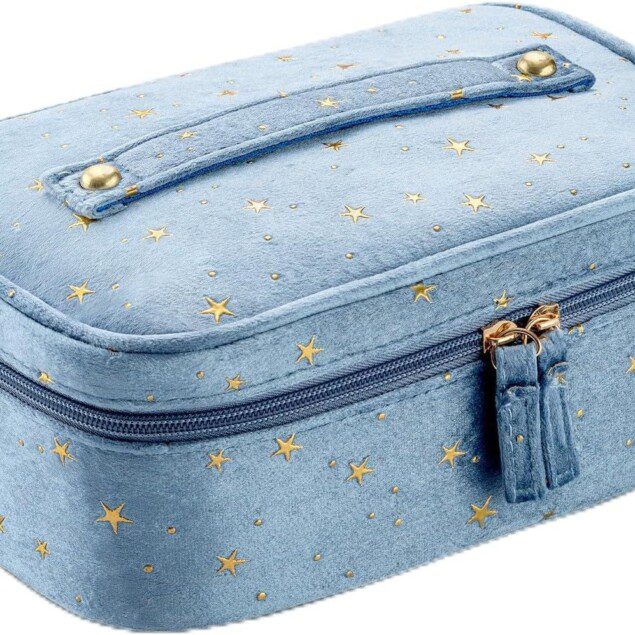 Trousse de maquillage portable : l’accessoire idéal pour les femmes et filles en voyage