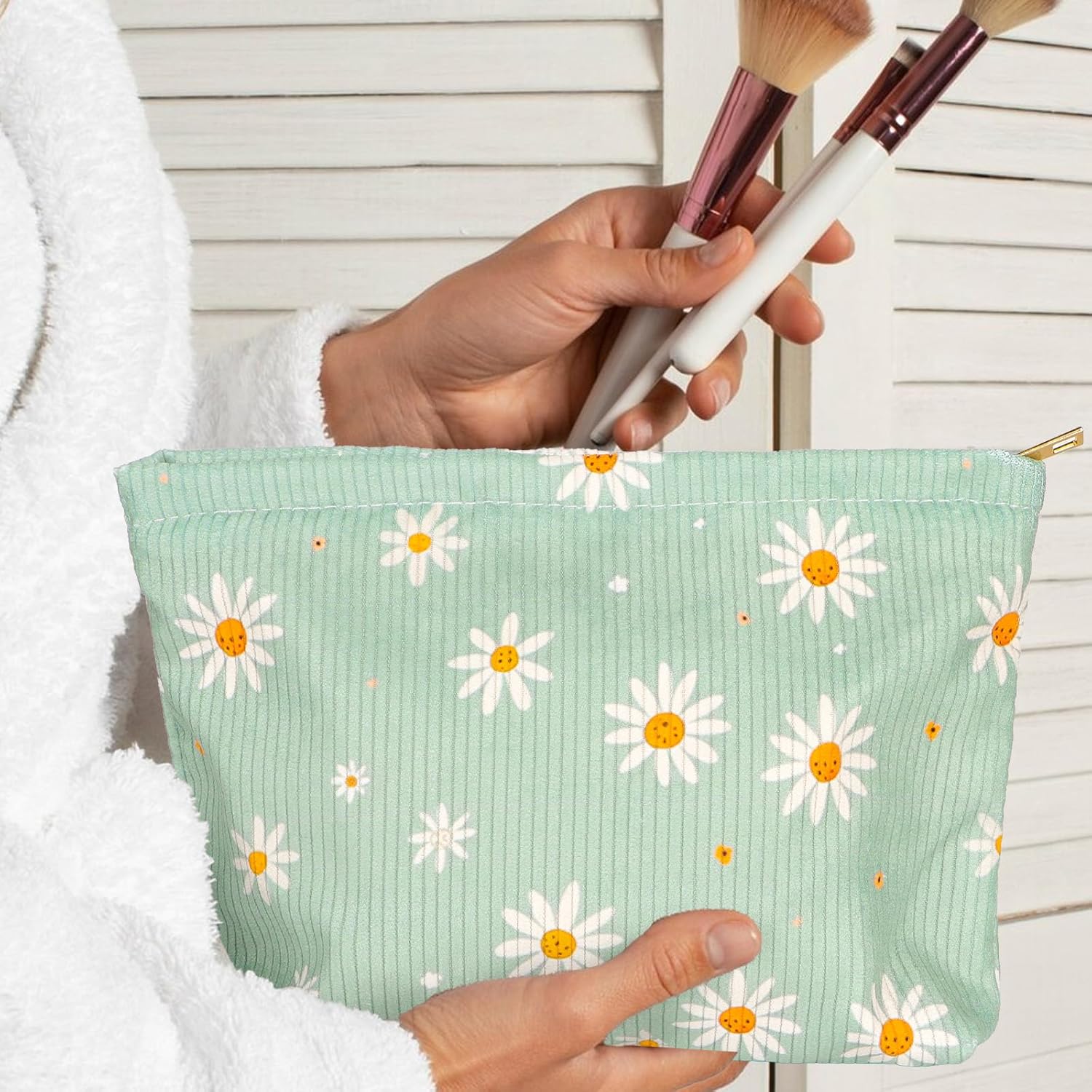 Trousse de toilette en velours côtelé : le compagnon chic et pratique pour femme et fille en voyage – Image 6