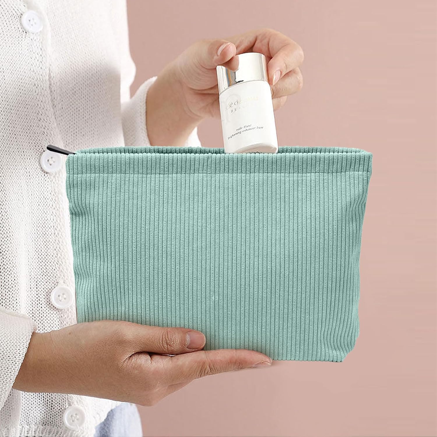 Trousse de maquillage en velours côtelé : l'organisateur parfait pour les voyageuses élégantes – Image 4