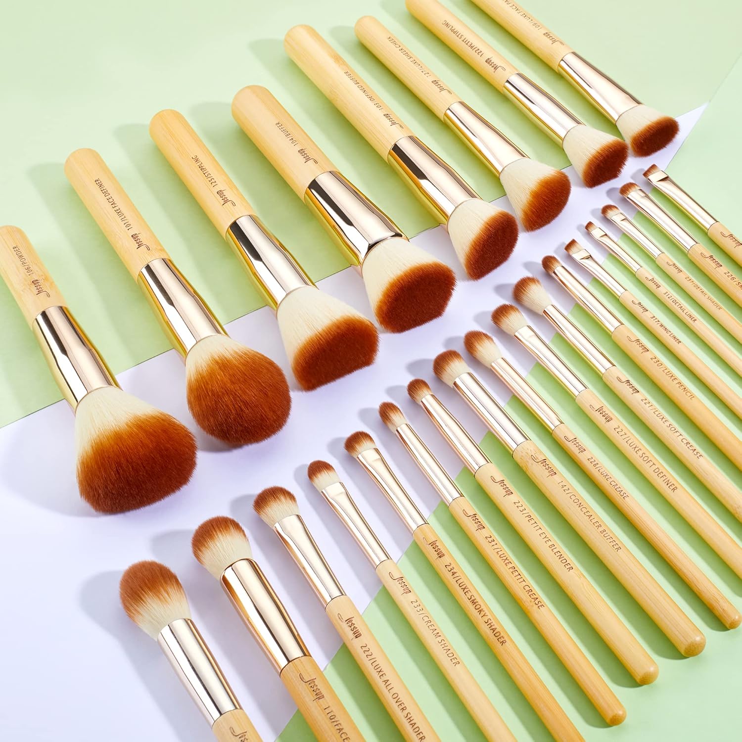 Pinceaux de maquillage professionnels en bambou : le set idéal pour les passionnées de beauté – Image 8