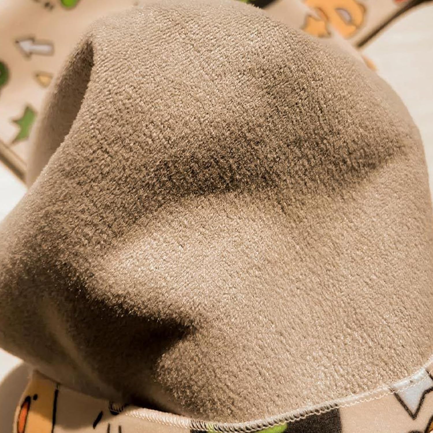 Sac de maquillage organisé : la solution idéale pour les femmes en voyage Optimisez votre rangement de cosmétiques avec ce sac en tissu adhésif élégant – Image 5