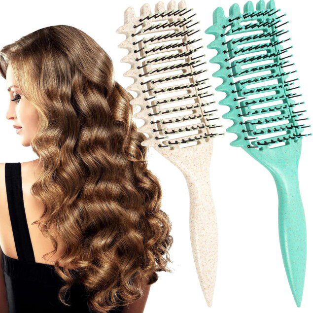 Brosse demêlante pour cheveux bouclés : l'outil idéal pour un coiffage facile et sans frisottis