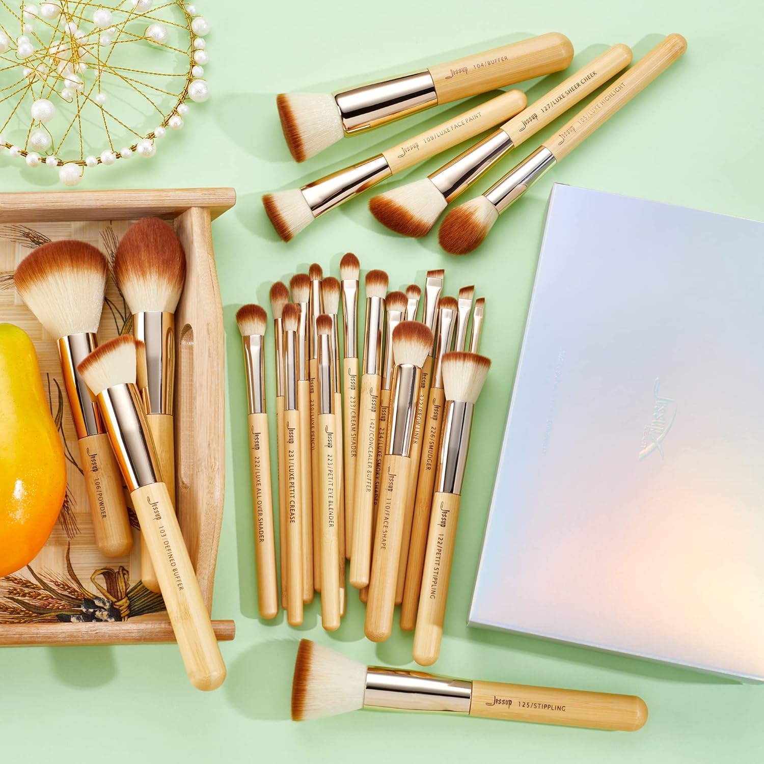 Pinceaux de maquillage professionnels en bambou : le set idéal pour les passionnées de beauté – Image 2