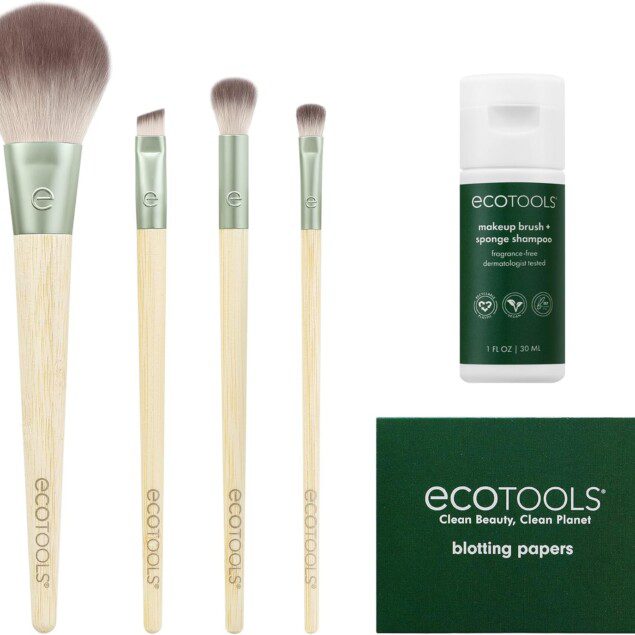 Kit de cosmétiques éco-responsables : essentiel pour un maquillage parfait  Pour les passionnées de beauté, ce set de 6 pièces allie pinceaux de maquillage, shampoing nettoyant et papiers matifiants pour un look impeccable et durable.