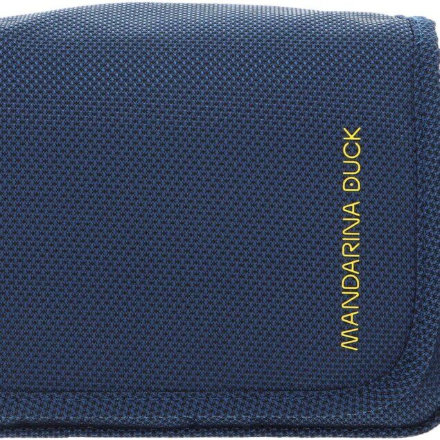 Trousse de beauté rigide en polycarbonate : l'élégance durable pour les voyageurs exigeants
