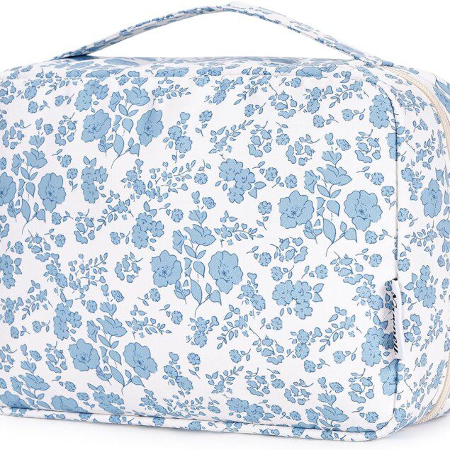 Trousse de toilette de voyage à suspendre : l'organiseur de maquillage idéal pour femmes élégantes Étanche et pratique, avec un design petite fleur bleue pour un voyage stylé