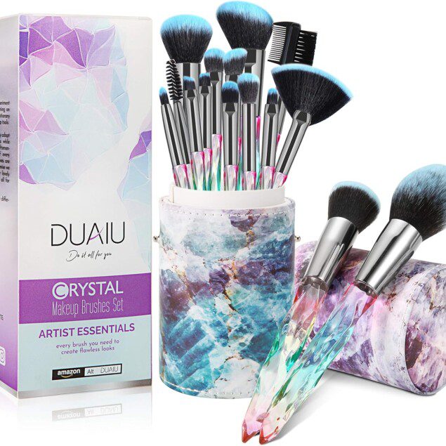 Pinceaux de maquillage premium pour maquilleurs exigeants : 15 pièces en poils synthétiques pour un résultat professionnel