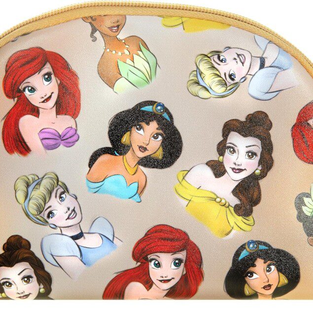 Trousse de maquillage princesse Disney : un cadeau de beauté enchanteur pour les femmes fans d'Ariel, Jasmine, Cendrillon, Tiana et Belle