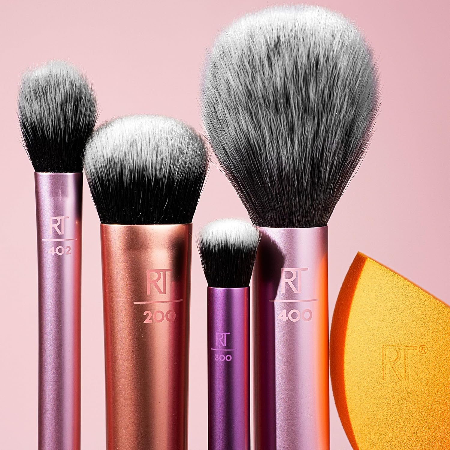 Pinceaux à maquillage et éponge Everyday Essentials : l'ensemble parfait pour les passionnées de maquillage Découvrez les 5 pièces essentielles pour un teint impeccable, sans cruauté envers les animaux – Image 15