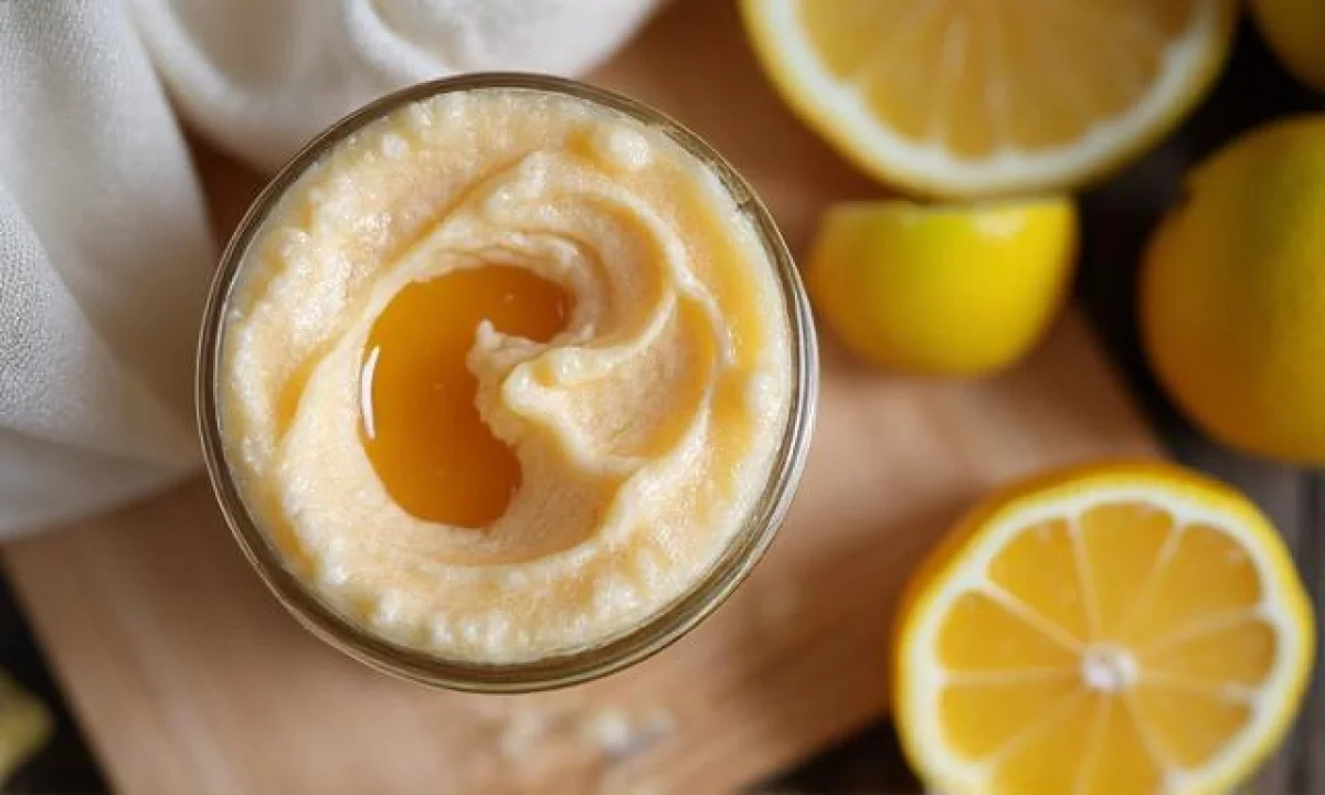 Masque éclat visage maison : la recette miracle au miel et citron
